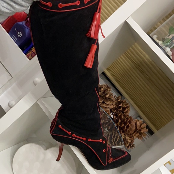 Manolo Blahnik boots - Picture 2 of 11